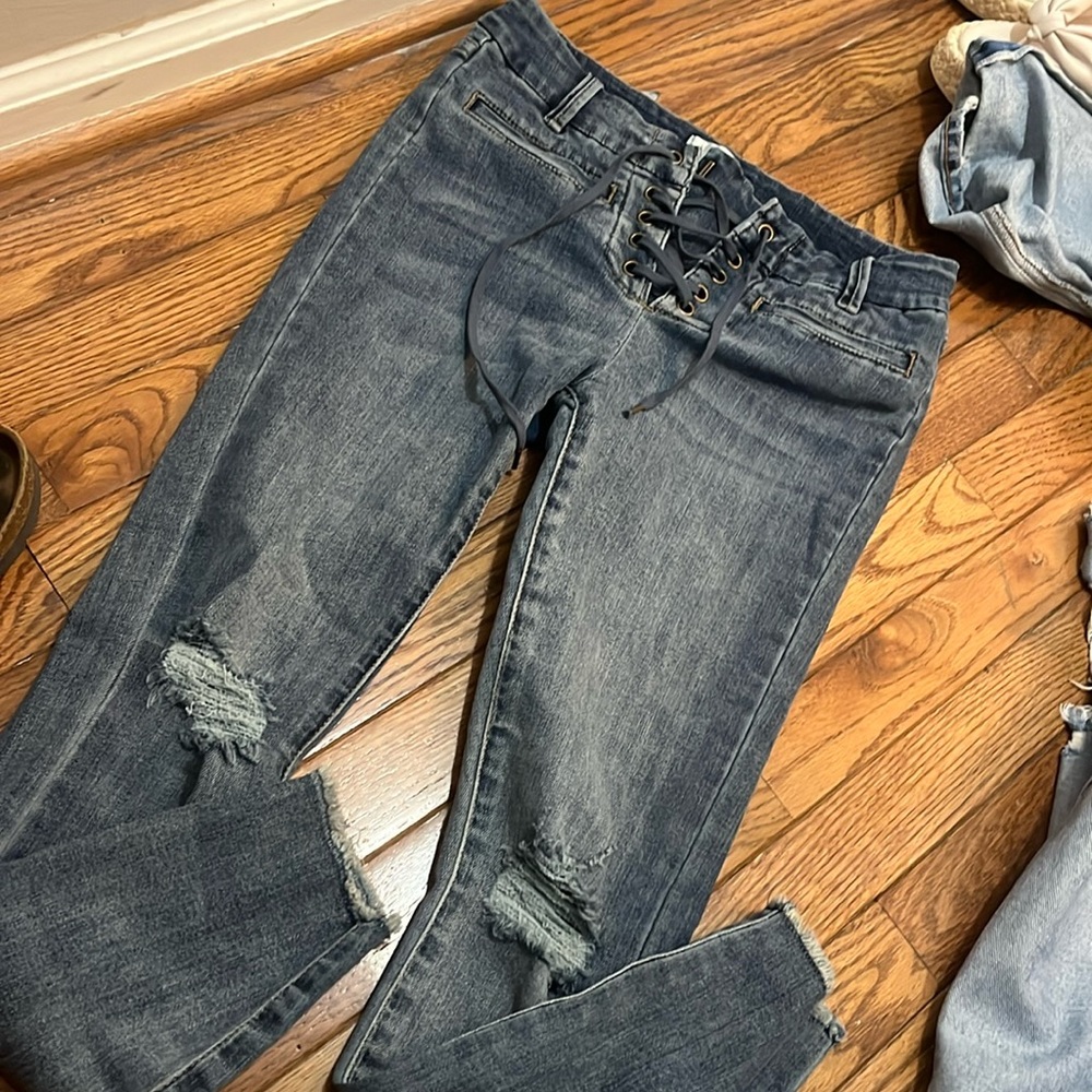 Super cute amuse society jeans NWT!